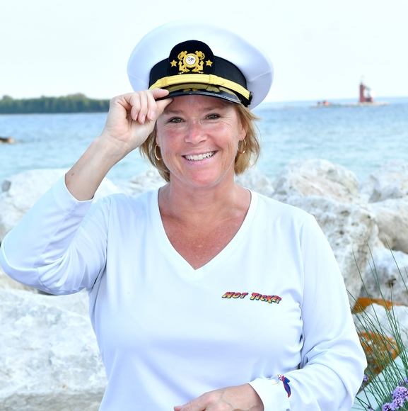 Meet your Posher, Lynn - Picture 1 of 1